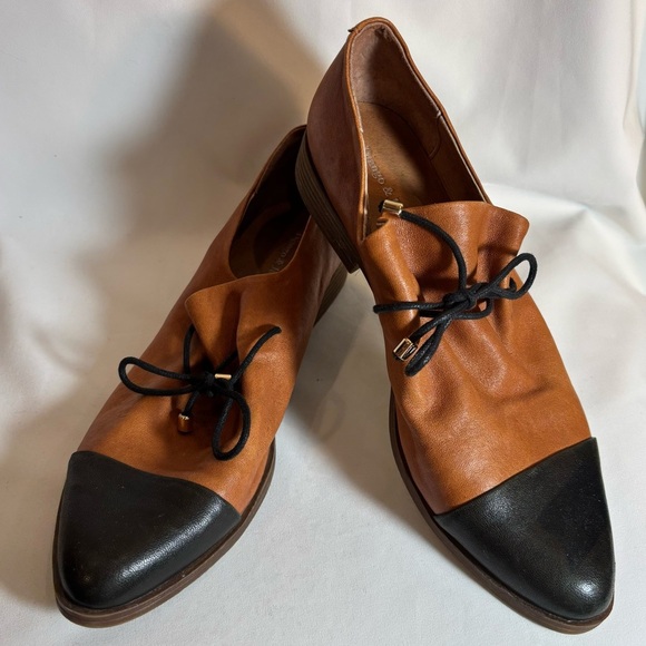 DJANGO & JULIETTE Sz 40 Kotty Leatherr Lace Up Pointy Toe Flats Loafers NEW - Picture 3 of 10